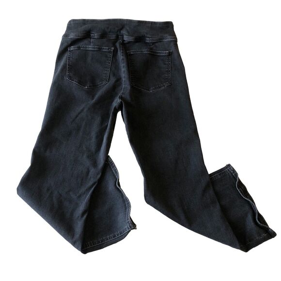 Old Navy Women’s Black High Rise Weekender Flare Pull On Stretch Jeans Size 14 - Picture 2 of 13